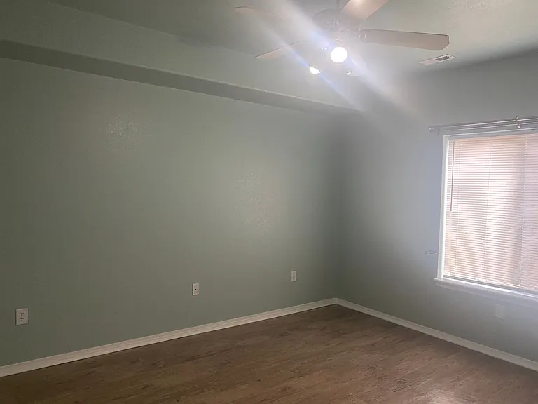 3040 Mandalay Grv #5 — Photo 11