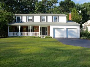 8500 Falling Leaf Rd, Springfield, VA 22153