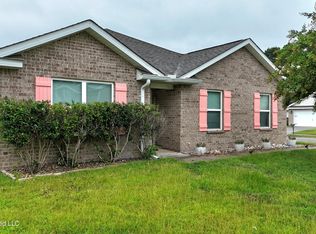 500 E Marigold Dr, Long Beach, MS 39560