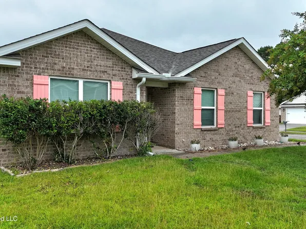 500 E Marigold Dr, Long Beach, MS 39560