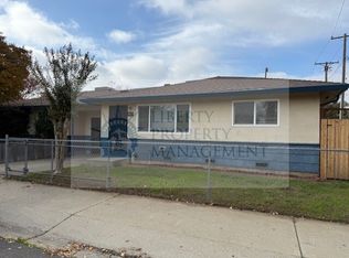 901 Woodrow St, Lodi, CA 95240