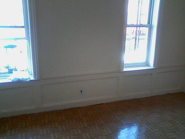 2nd image of 7106 Bay Pkwy