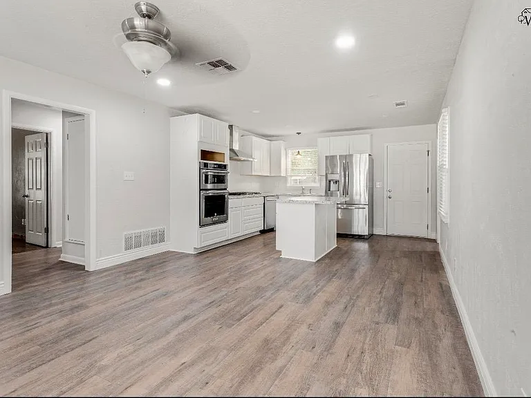 3406 Arthur St — Photo 19