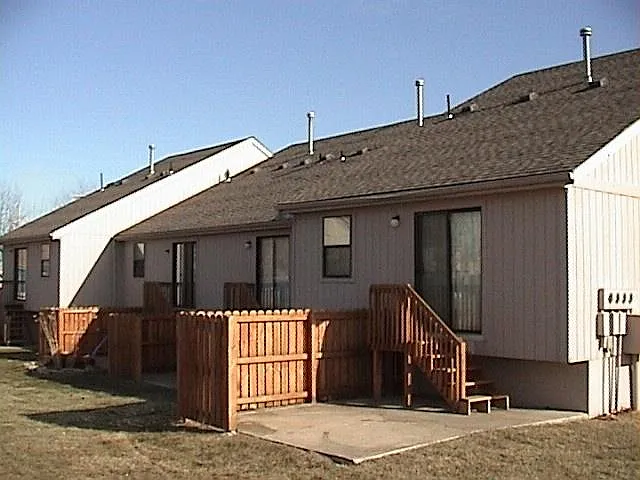 Building Photo - 1416 Martway Cir