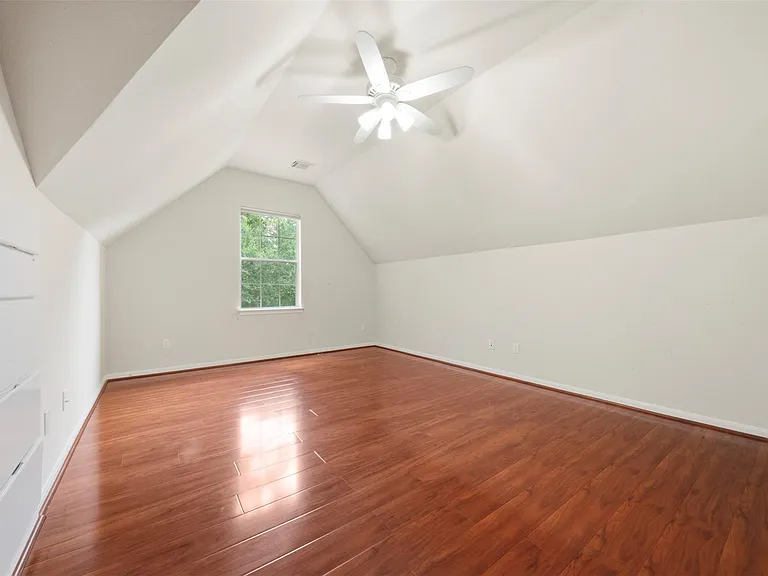 17 Ambleside Crescent Dr — Photo 25