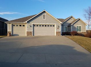 6204 Crystal Ln, Lawrence, KS 66049