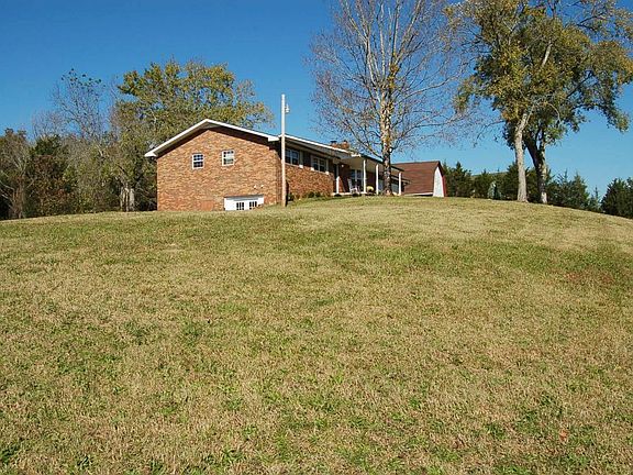 4th image of 4053 Douglas Dam Rd