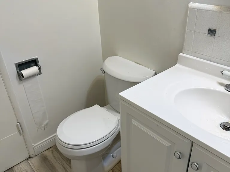 3658 Mentone Ave #4 — Photo 6