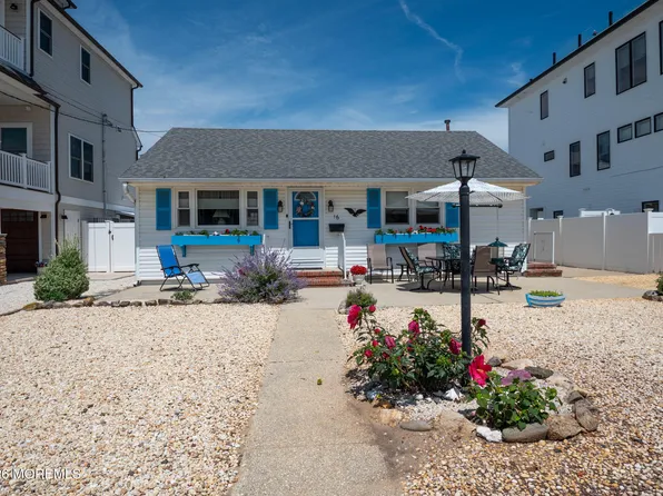 16 22nd Avenue, Seaside Park, NJ 08752