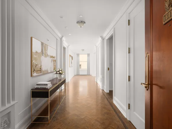 1 Central Park South image 5 of 15