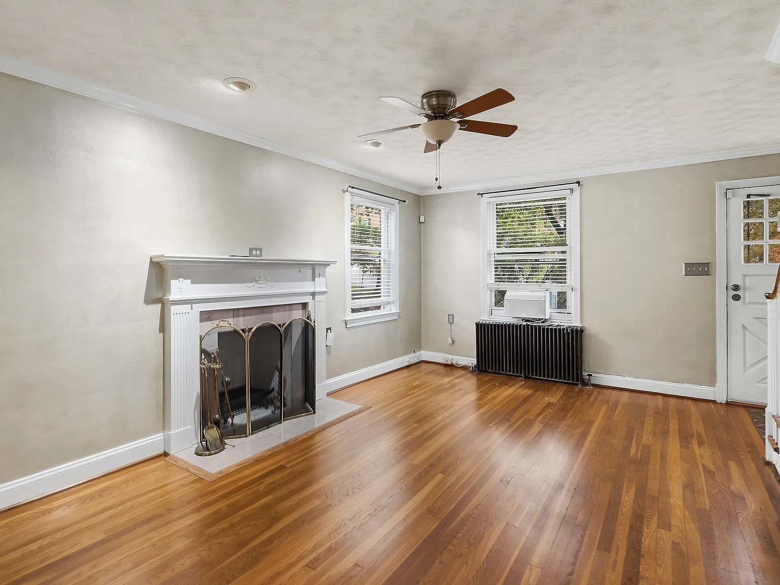 3 bed, 1550 sqft, $3,000 — Photo 4