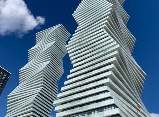 3883 Quartz Rd #2106, Mississauga, ON L5B 0M4