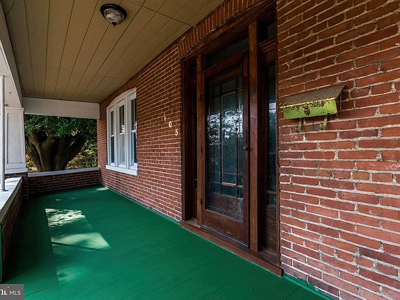 4th image of 605 Brighton Pl