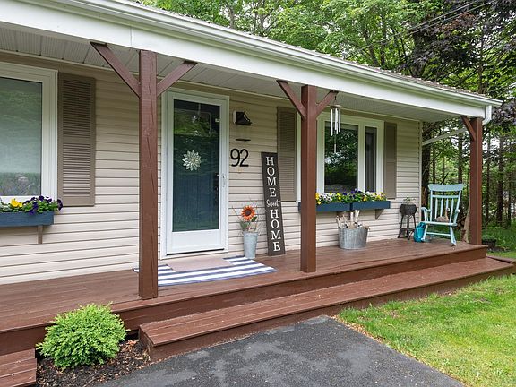 3rd image of 92 Orchard Dr