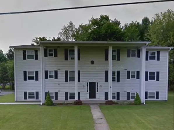 8 Blauvelt Dr, Pt Byron, NY