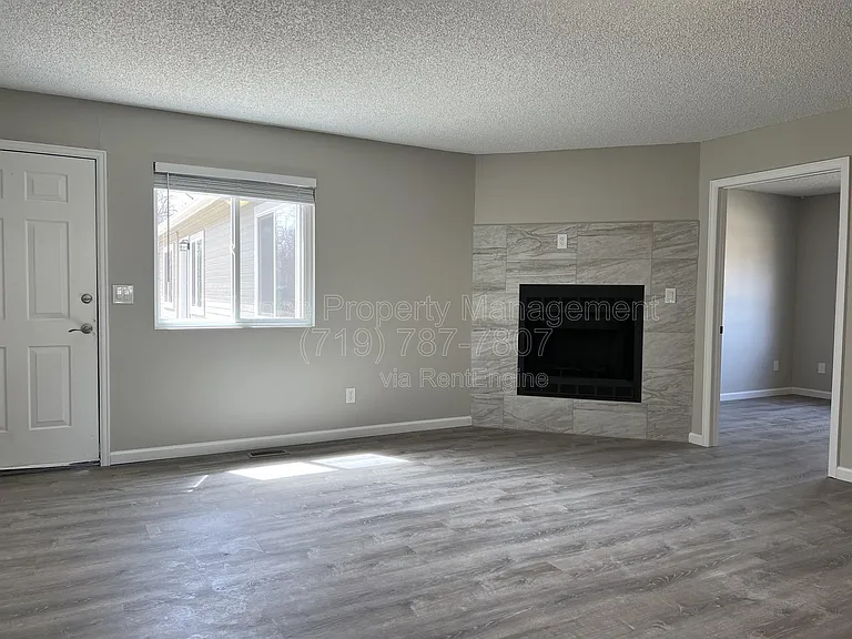2458 E Willamette Ave — Photo 3