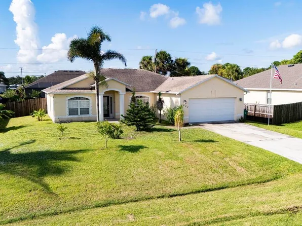 1042 SW Dartmouth Avenue, Port St Lucie, FL 34953
