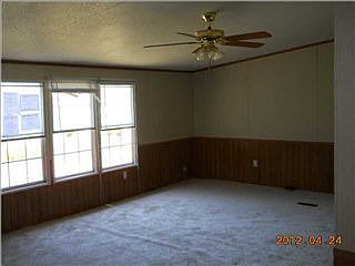 3rd image of 165 Ironwood Dr