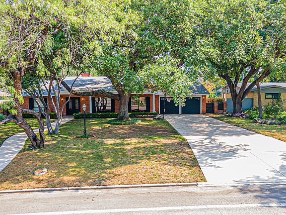 4th image of 602 KAMPMANN BLVD