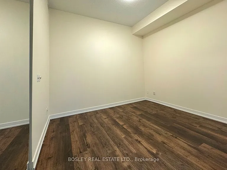 770 Bay St #2708 — Photo 5