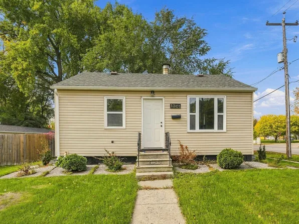 1301 16th St S, Fargo, ND 58103