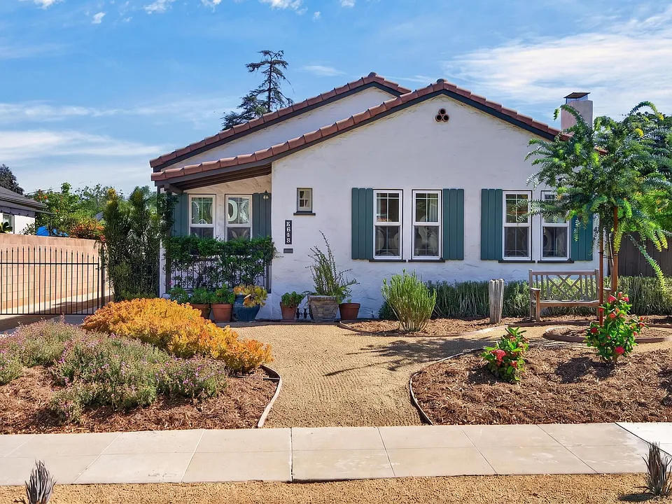 3533 Elmwood Dr