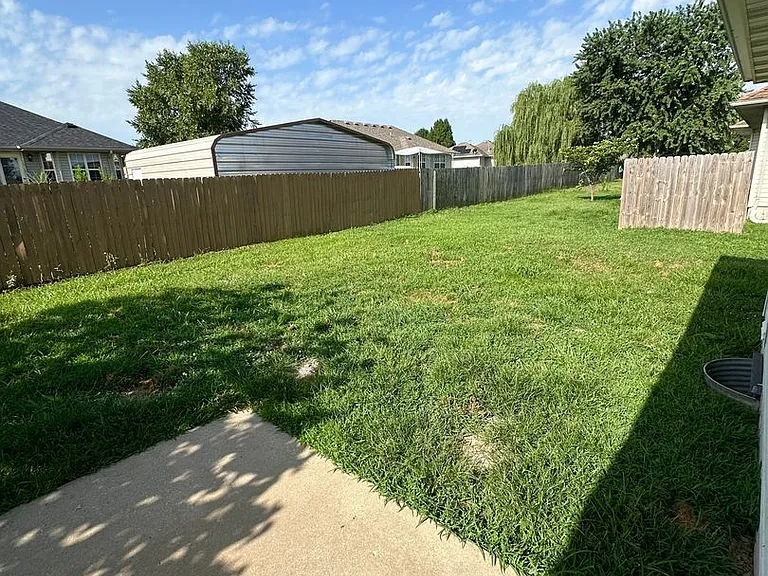 406 W Pawnee Ln — Photo 18