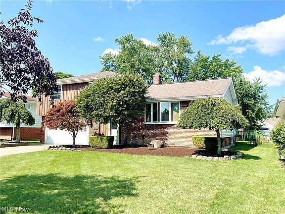 2nd image of 1320 Jackie Ln