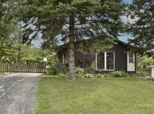 204 Butte Ln, Carpentersville, IL 60110