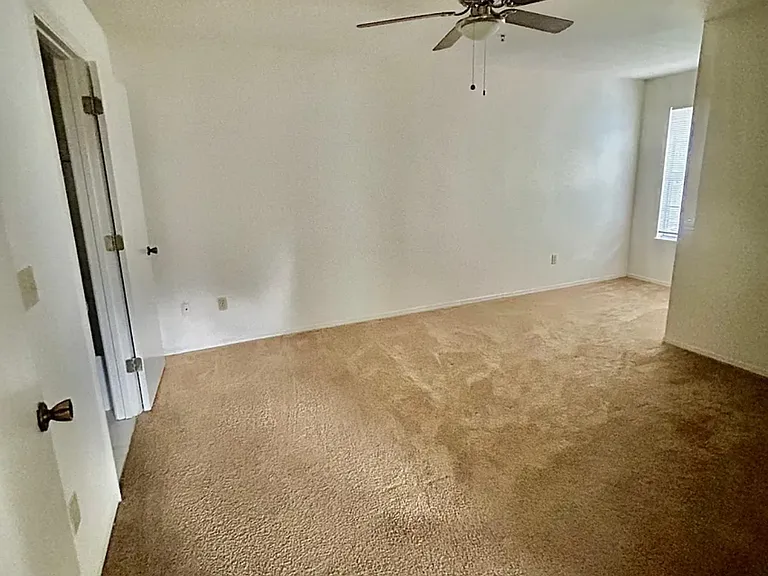 1614 Columbia Arms Cir #247 — Photo 10
