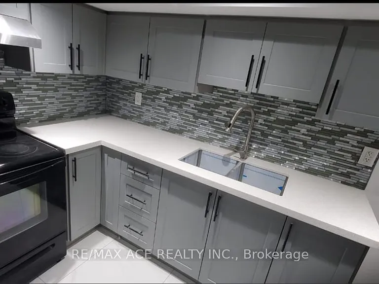 48 Lloydminster Ave #BASEMENT — Photo 4