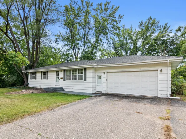4609 Terracewood Dr, Bloomington, MN 55437