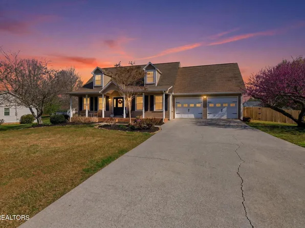 2727 Kenwood Dr, Athens, TN 37303