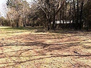 3rd image of 426 Gun Club Rd