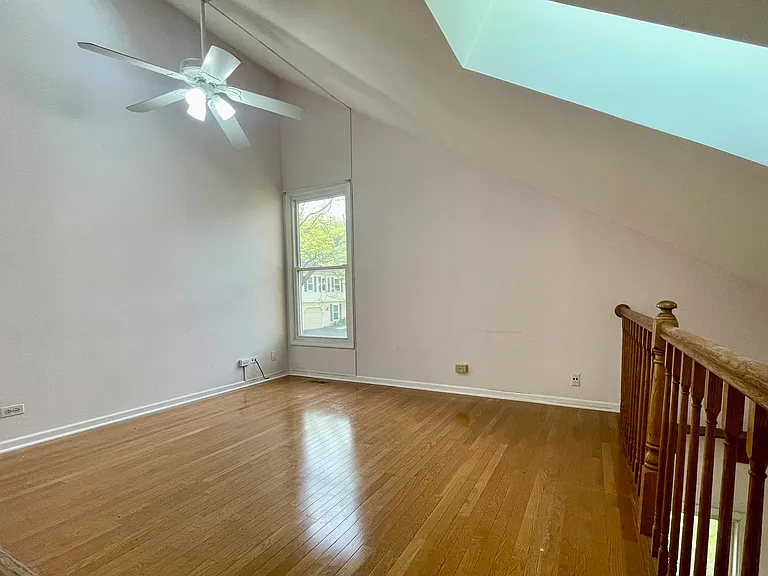 2760 College Hill Cir — Photo 12