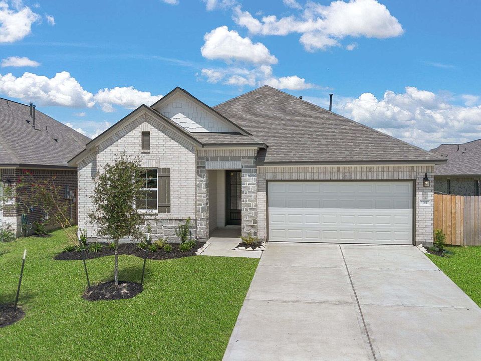 Welcome home to 31611 Madrone Berry Court located in the Meadows at Imperial Oaks.