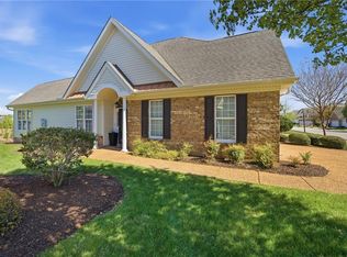 518 Dunning Ln, Chesapeake, VA 23322