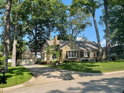 700 Lyncott St, Muskegon, MI, 49445