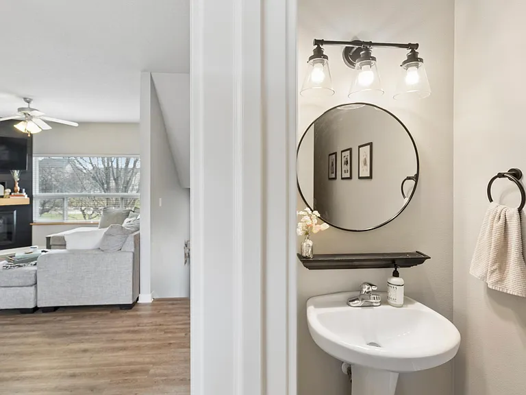 Powder room
