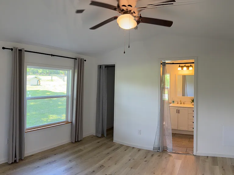 1795 Ed Clapp Rd — Photo 6