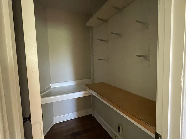 3873 S Amherst Hwy — Photo 11
