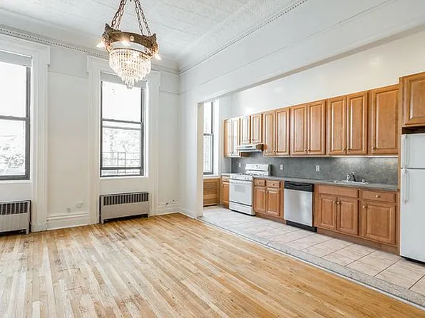 29 2nd Pl, Brooklyn, NY 11231