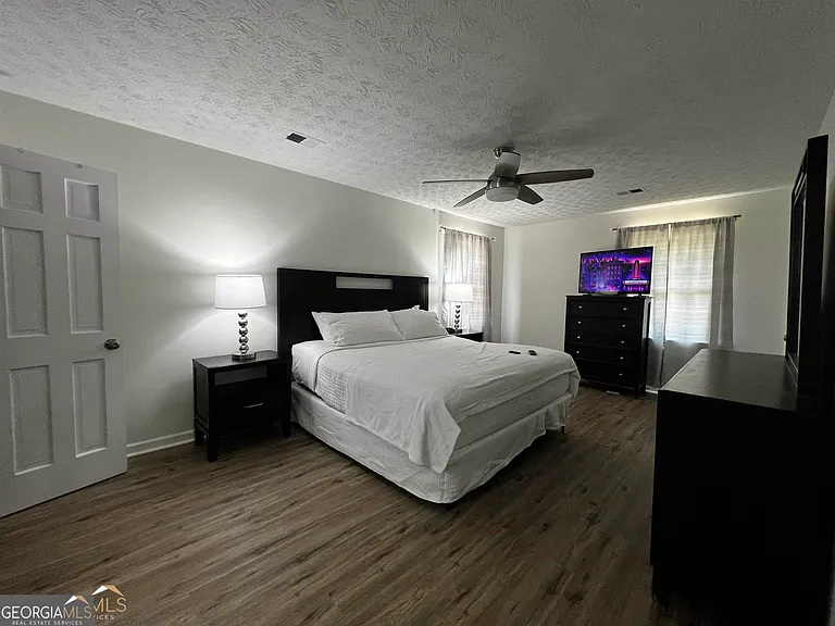 208 Swanson Rdg — Photo 26