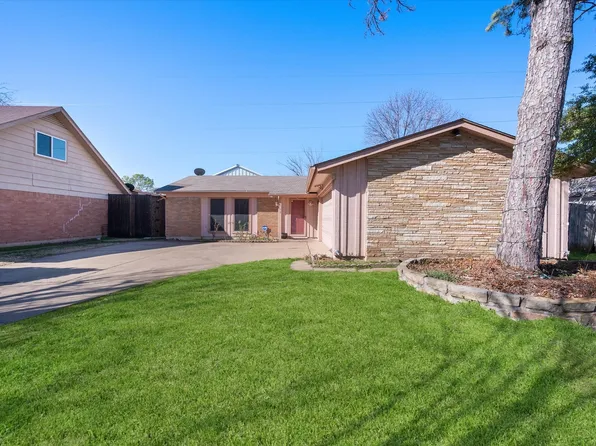 2522 Brady Ln, Grand Prairie, TX 75052