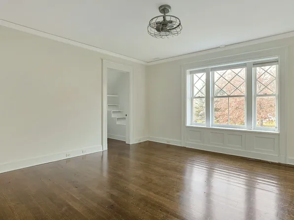 5000 Grosvenor Avenue image 26 of 42