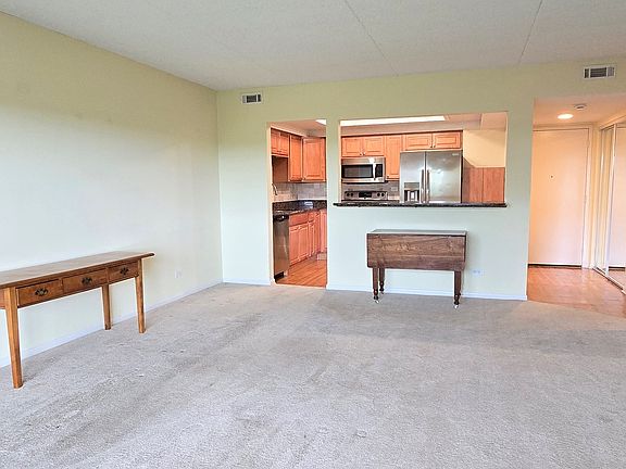 4th image of 690 Chandler Rd APT 408