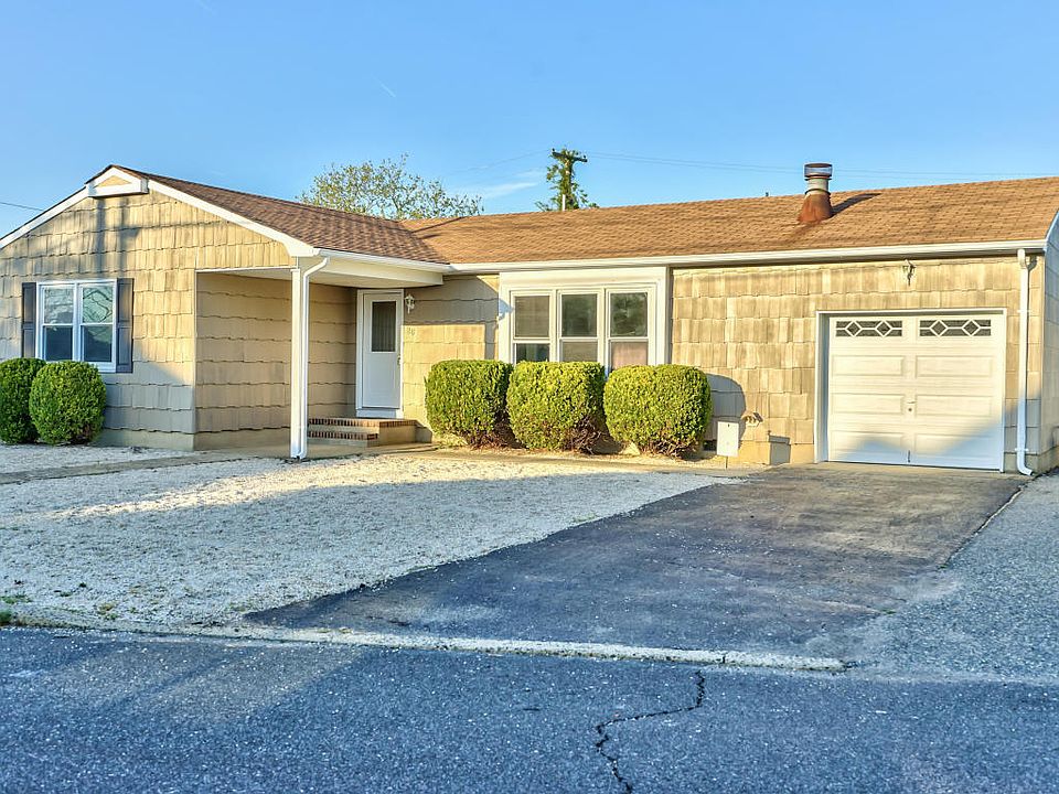 1st image of 26 Osprey Dr