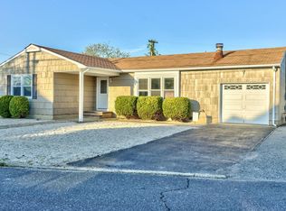 26 Osprey Dr, Toms River, NJ 08753