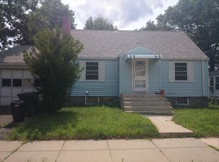 75 Eastland Rd, Jamaica Plain, MA 02130