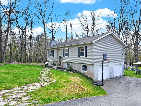 2nd image of 133 Cherry Hill Cir